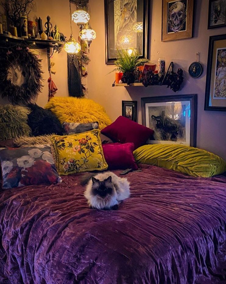 Whimsical home decor ideas in a cozy eclectic living room